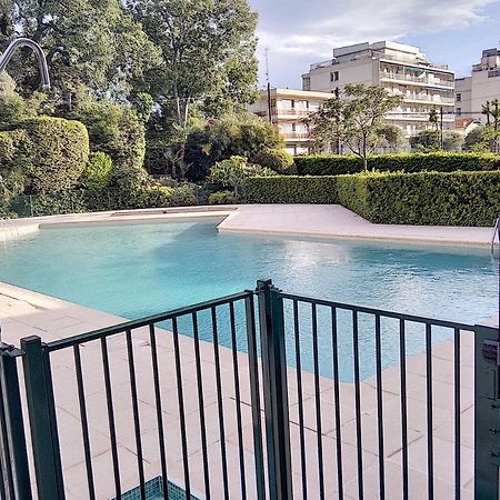 Chateau De La Pinede Juan-les-Pins Exteriör bild
